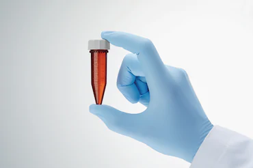艾本德Eppendorf Tubes? 5.0 mL 帶螺旋蓋, 5.0 mL, 無菌、無熱原, 無RNase和DNase, 無DNA, 琥珀色（光保護(hù)）, 200 個(gè) (2 包 × 100 個(gè))貨號(hào)